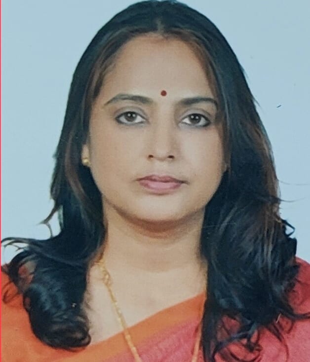 Dr Deepti Chaurasia
